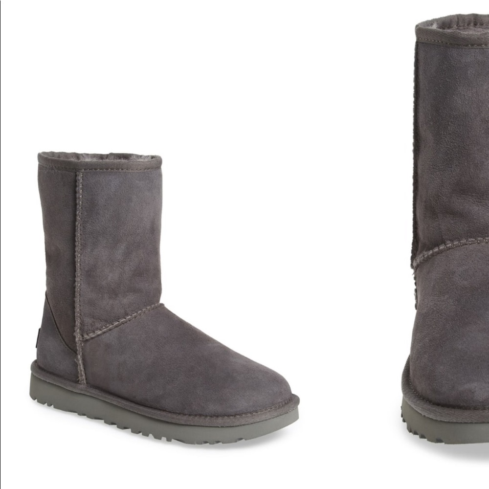 UGG Classic Short Boots